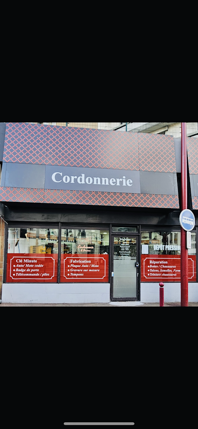 Ad Cordonnerie - Serrurerie & Pressing, Cordonnier au Pré-Saint-Gervais